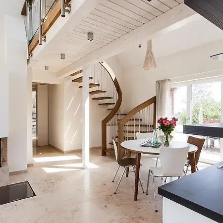 Haus Seefeuer 03 بيت للعطل فاستروم